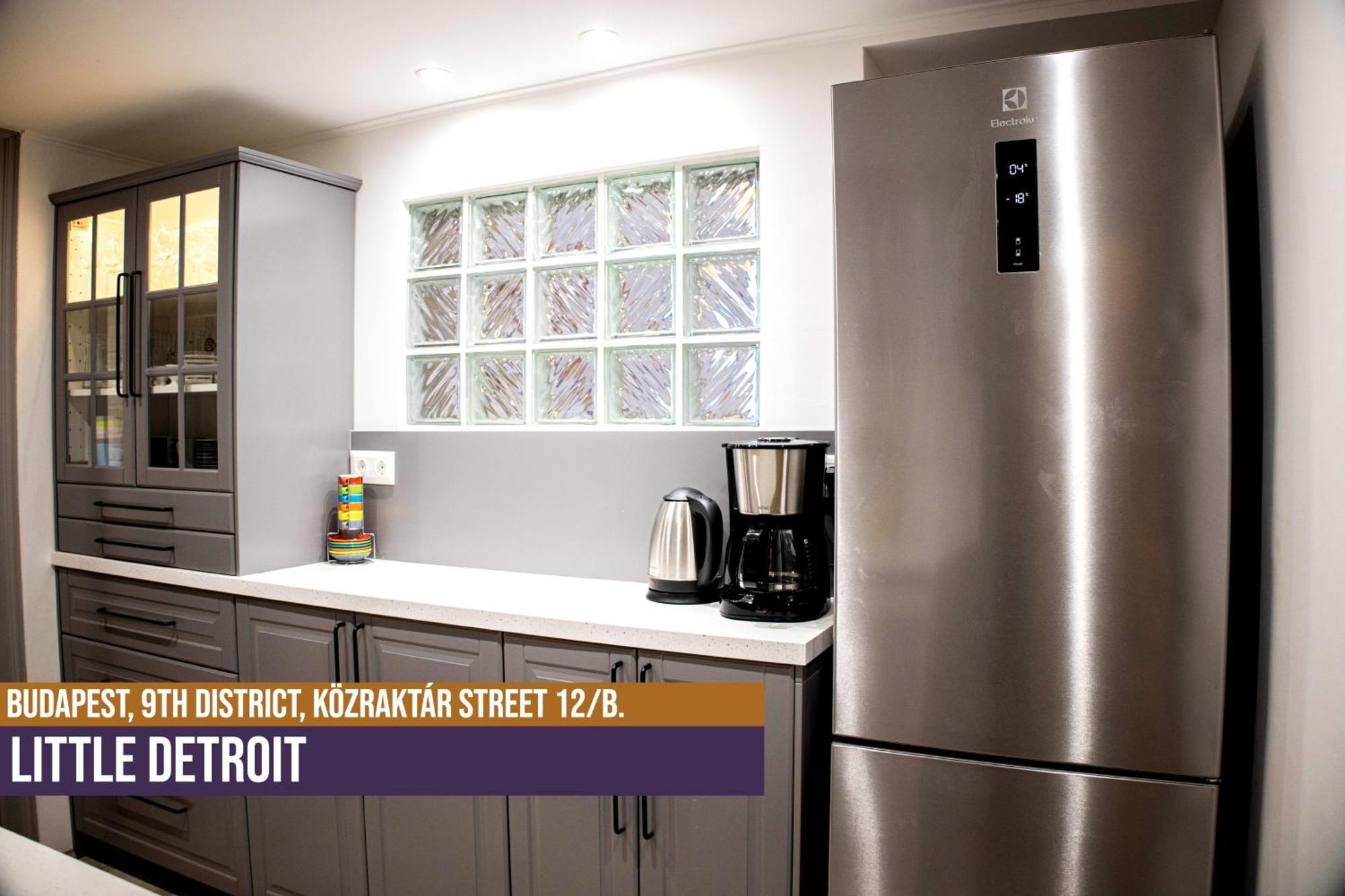 Little Americas Detroit Apartment บูดาเปสต์ ภายนอก รูปภาพ